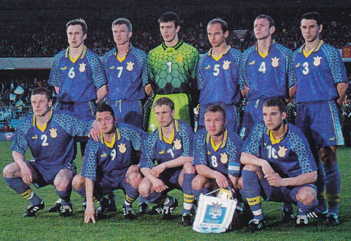 Футболка на Євро: Еволюція форми збірної України від 90-х до сьогодні - фото 6